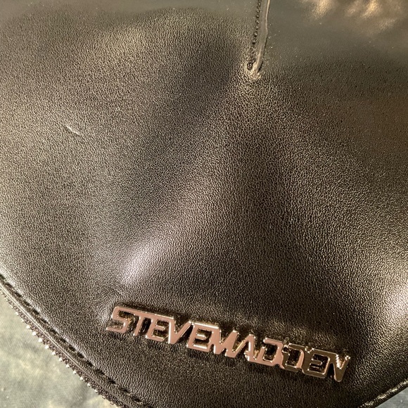 Steve Madden black shoulder strap heart shape purse with studs. - Picture 6 of 8
